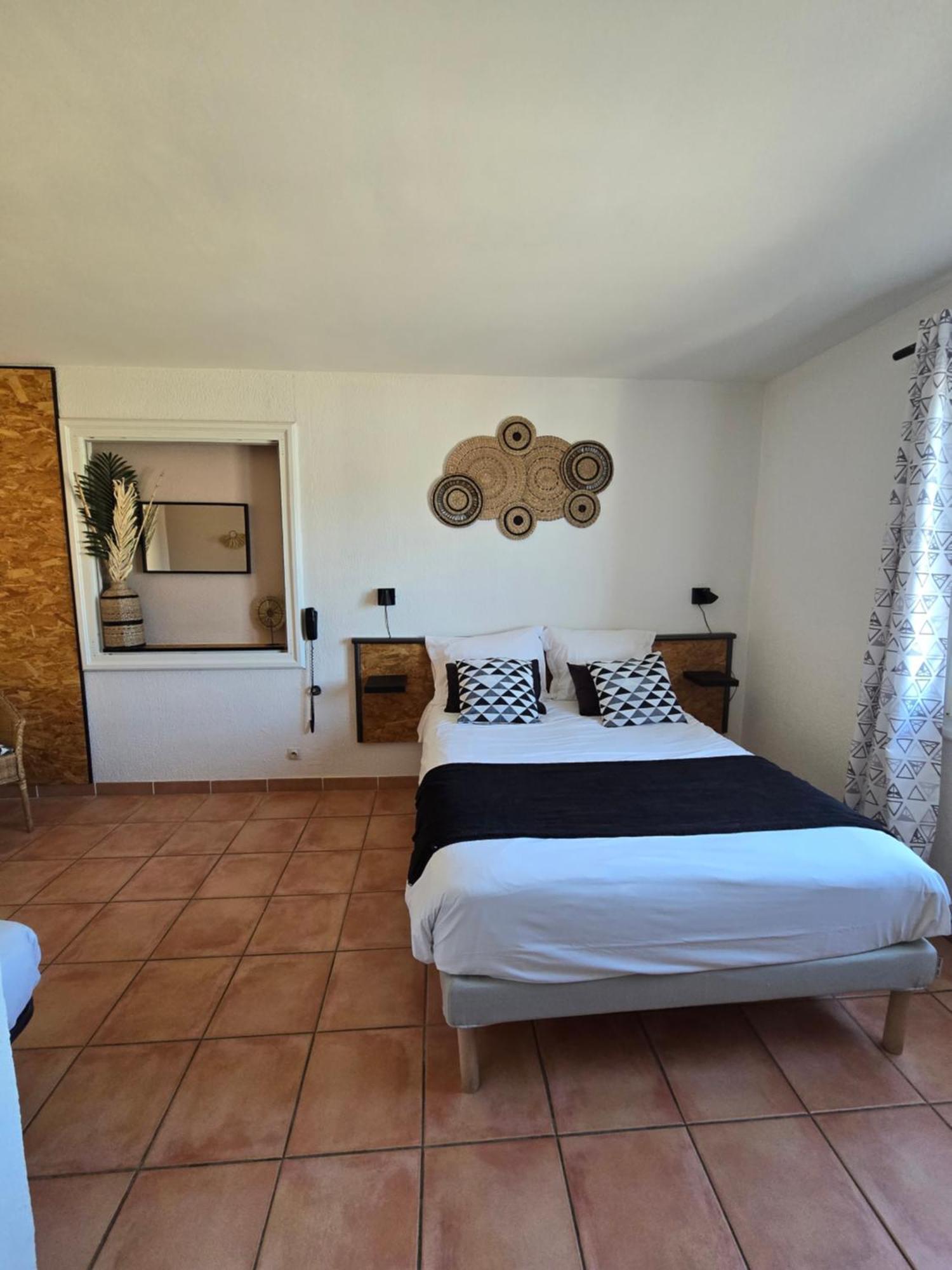 Hotel Chanteplage Saint-Cyr-sur-Mer Dış mekan fotoğraf